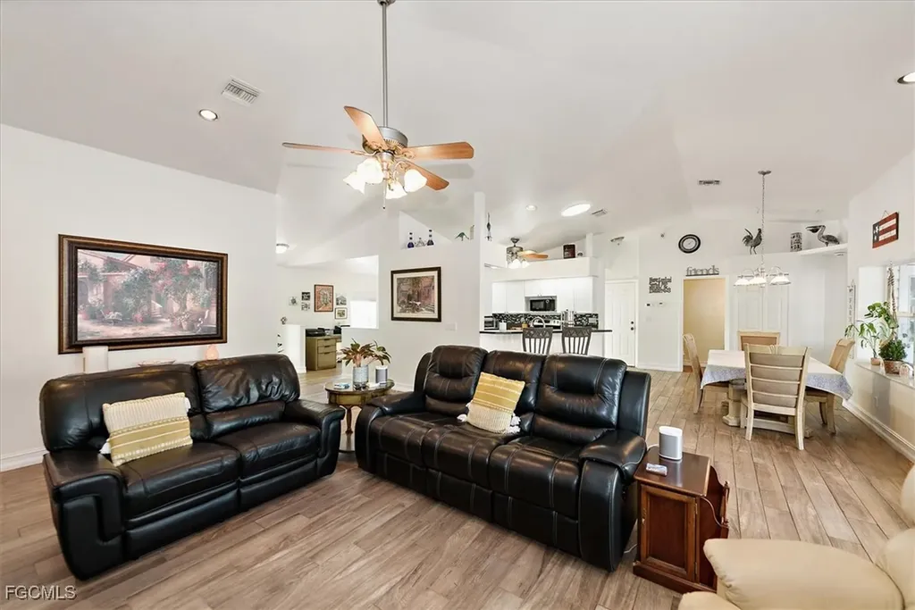 9851 Merle Drive North Fort Myers FL 33917
