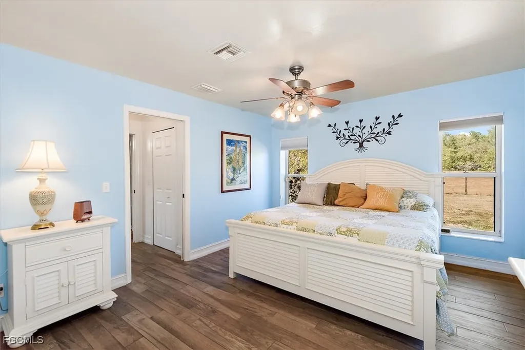 9851 Merle Drive North Fort Myers FL 33917