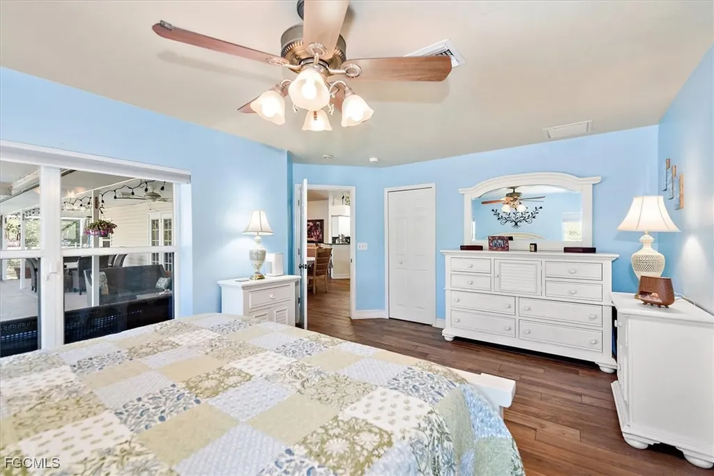 9851 Merle Drive North Fort Myers FL 33917