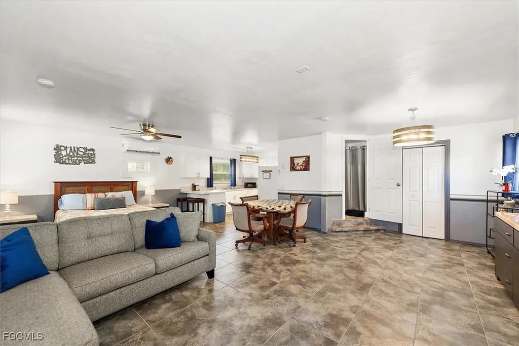 9851 Merle Drive North Fort Myers FL 33917