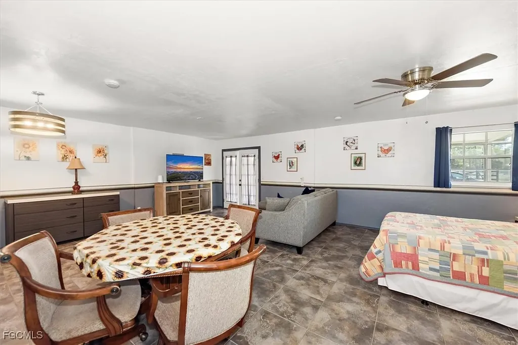 9851 Merle Drive North Fort Myers FL 33917
