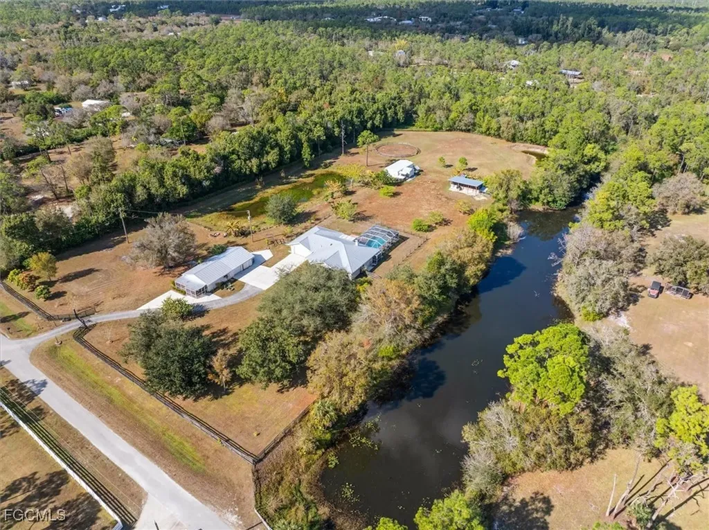 9851 Merle Drive North Fort Myers FL 33917
