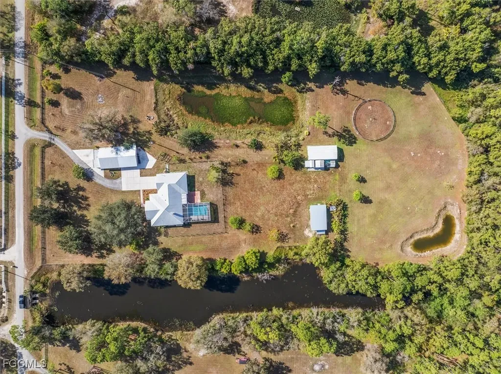 9851 Merle Drive North Fort Myers FL 33917