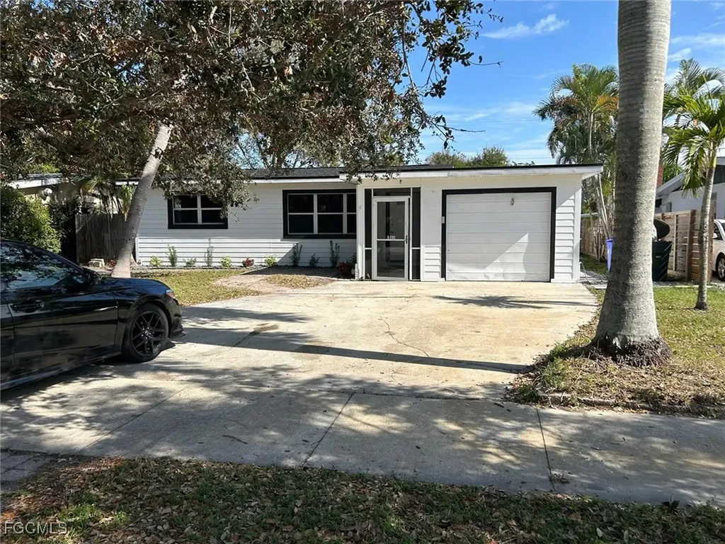 3835 Arlington Street Fort Myers FL 33901