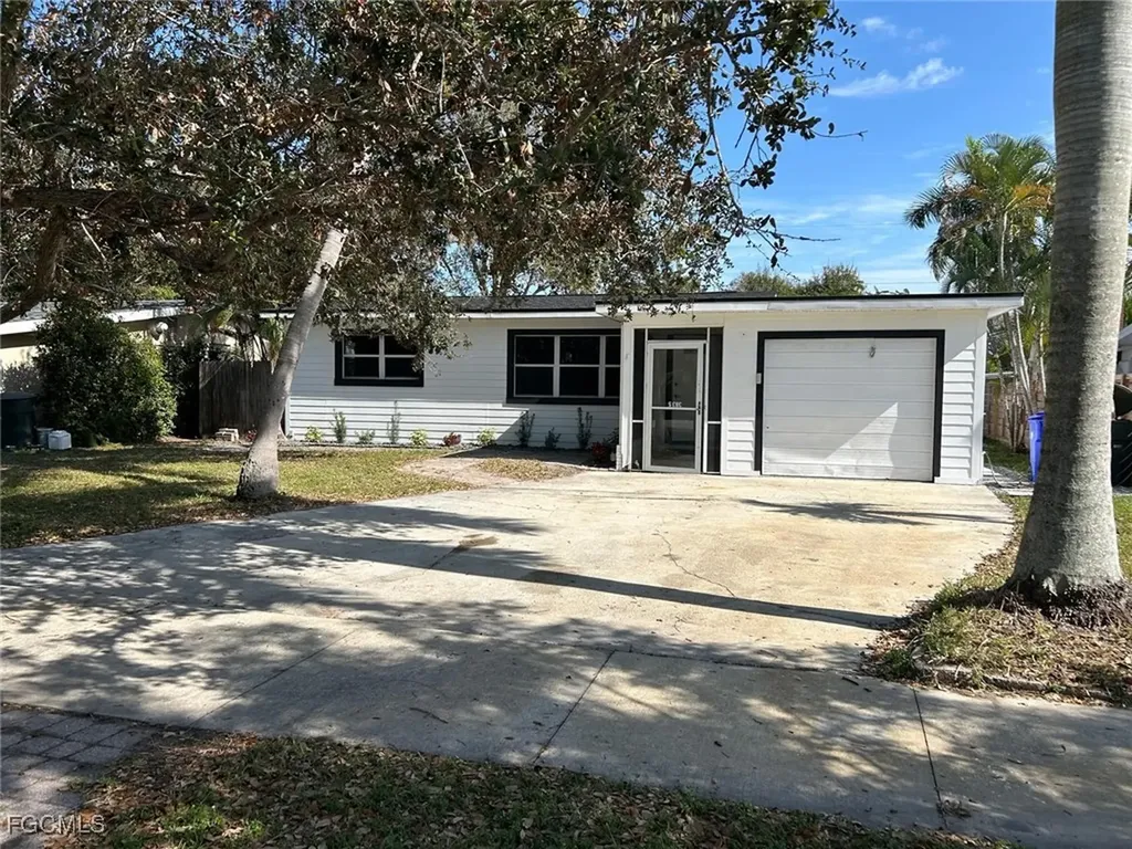 3835 Arlington Street Fort Myers FL 33901