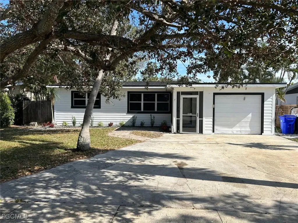 3835 Arlington Street Fort Myers FL 33901