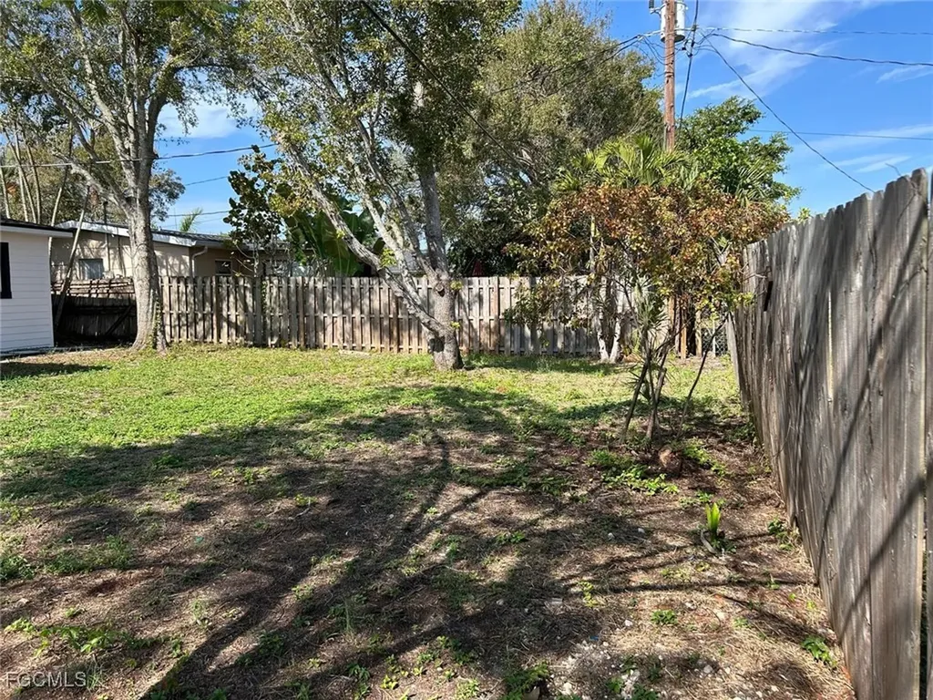 3835 Arlington Street Fort Myers FL 33901