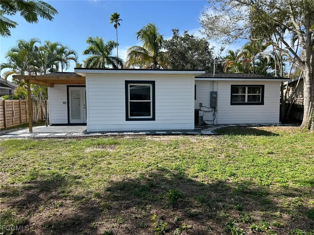 3835 Arlington Street Fort Myers FL 33901