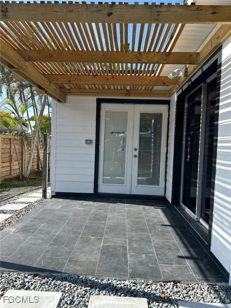 3835 Arlington Street Fort Myers FL 33901