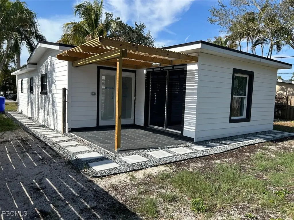 3835 Arlington Street Fort Myers FL 33901