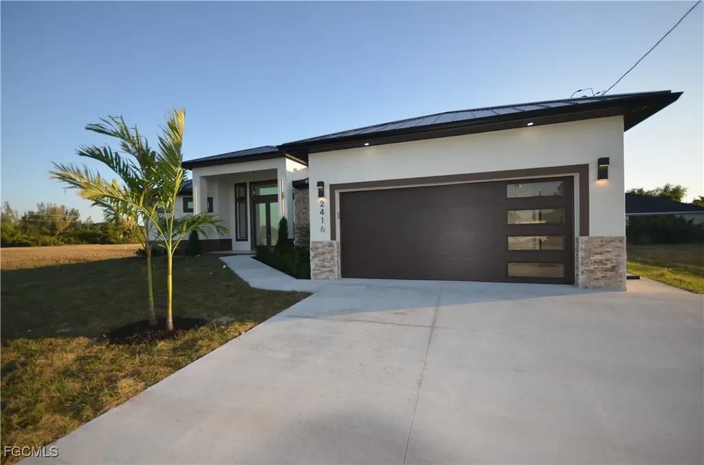 2416 Diplomat Parkway W Cape Coral FL 33993