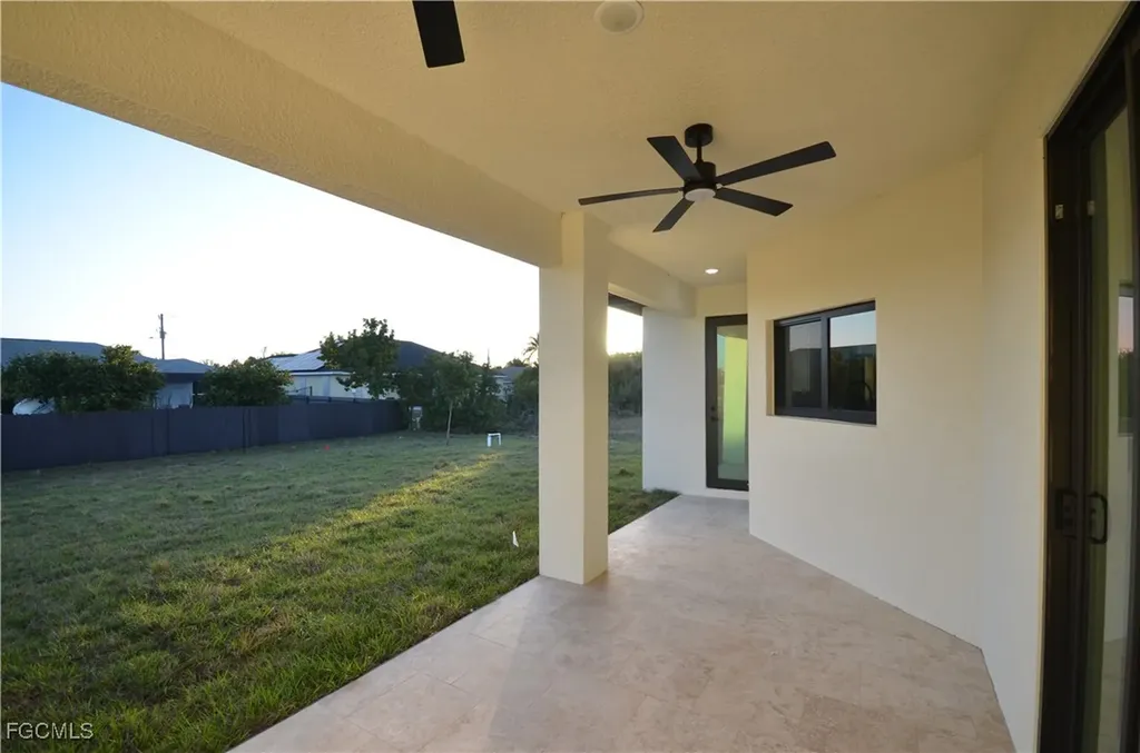 2416 Diplomat Parkway W Cape Coral FL 33993