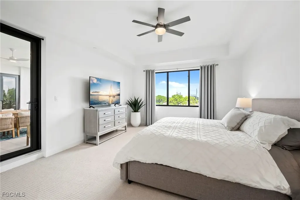 1125 Central Avenue Naples FL 34102