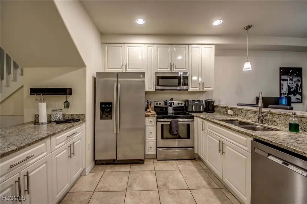 13150 Bella Casa Circle Fort Myers FL 33966