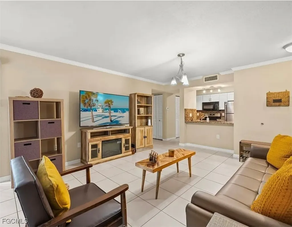 3419 Winkler Avenue Fort Myers FL 33916