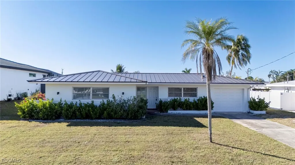 5256 Willow Court Cape Coral FL 33904