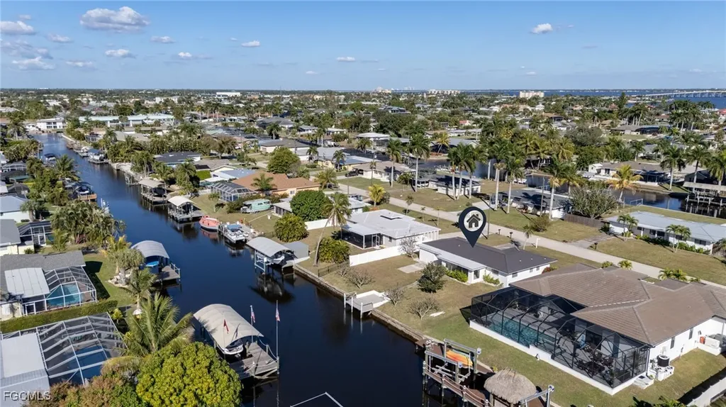 5256 Willow Court Cape Coral FL 33904