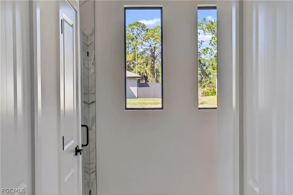 225 Lomax Avenue S Lehigh Acres FL 33974