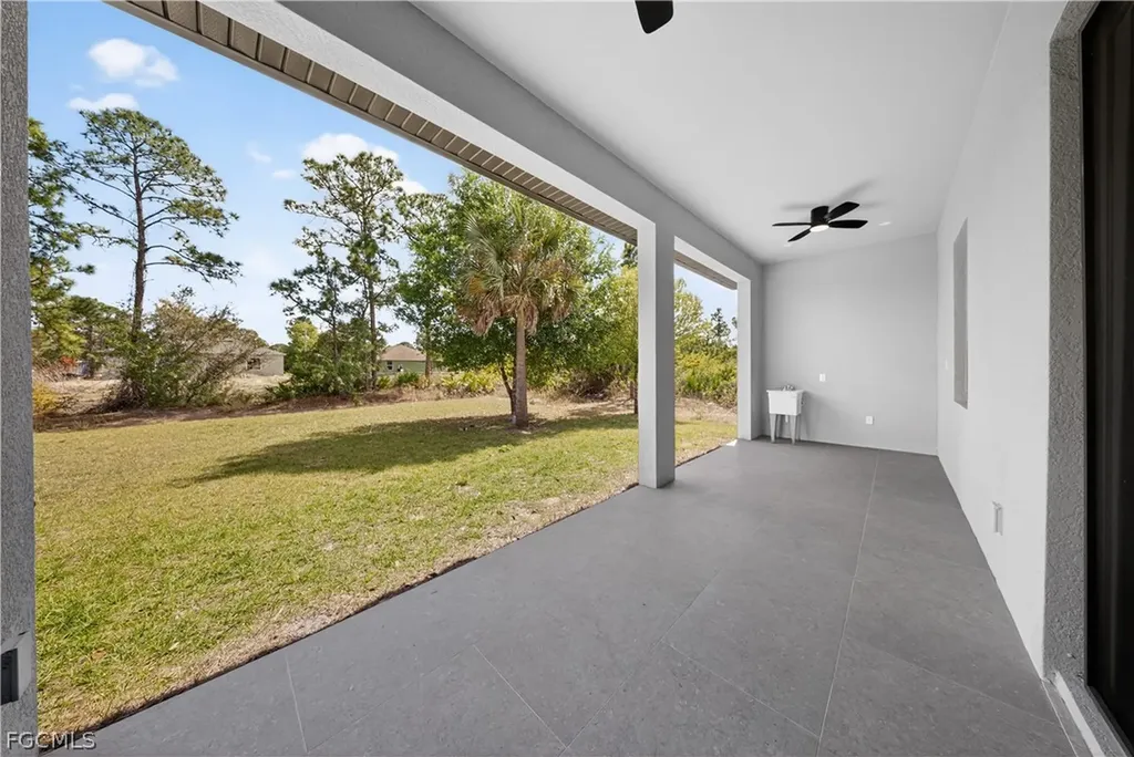 225 Lomax Avenue S Lehigh Acres FL 33974