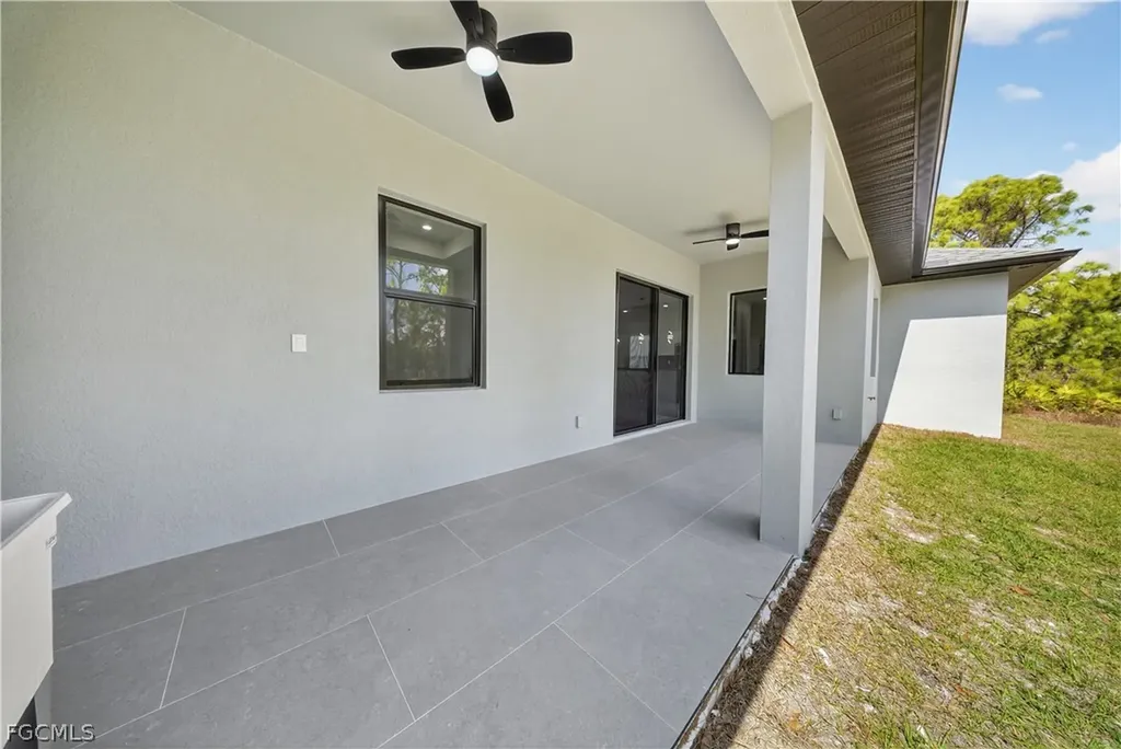 225 Lomax Avenue S Lehigh Acres FL 33974