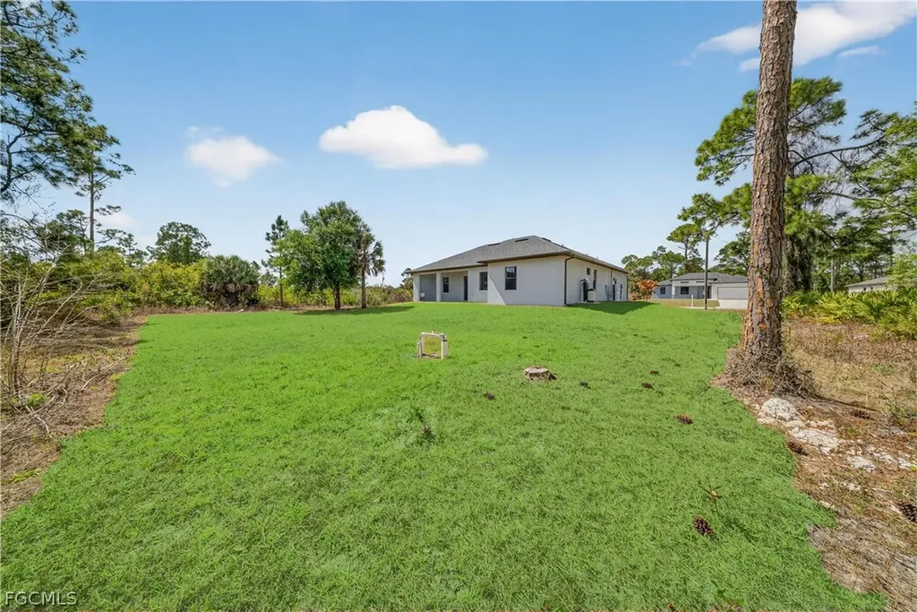 225 Lomax Avenue S Lehigh Acres FL 33974