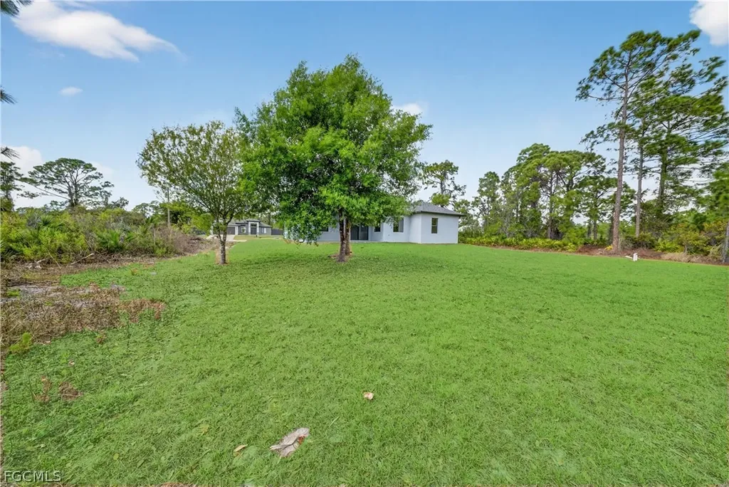 225 Lomax Avenue S Lehigh Acres FL 33974
