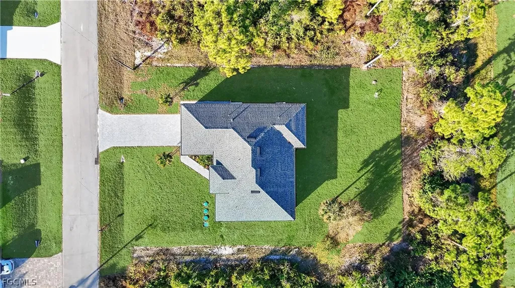 225 Lomax Avenue S Lehigh Acres FL 33974