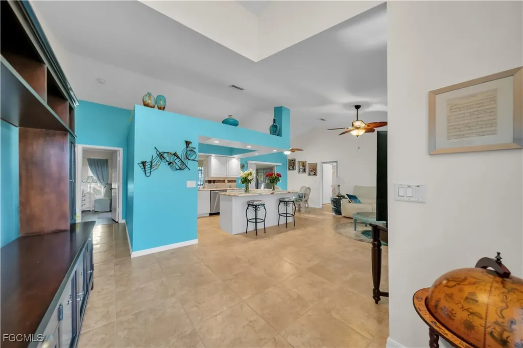 2566 SW 27th Avenue Cape Coral FL 33914