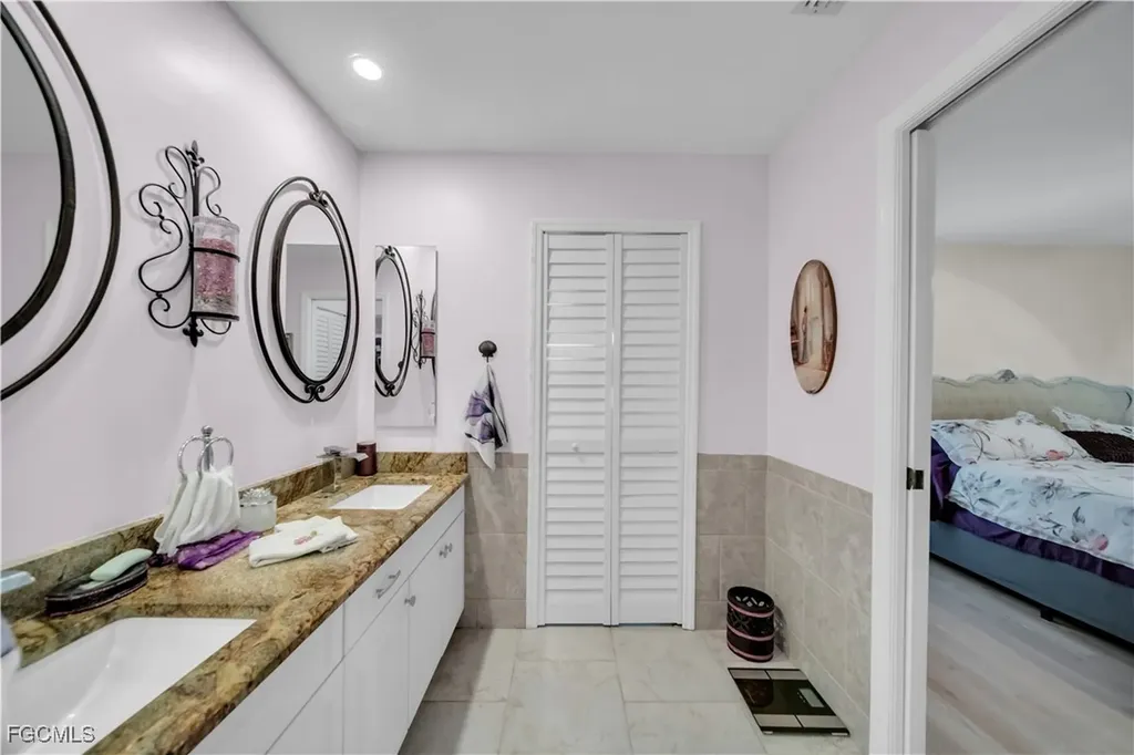 2566 SW 27th Avenue Cape Coral FL 33914