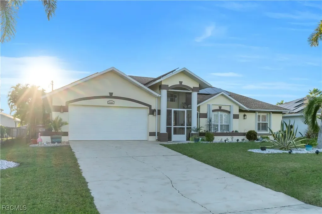 2566 SW 27th Avenue Cape Coral FL 33914