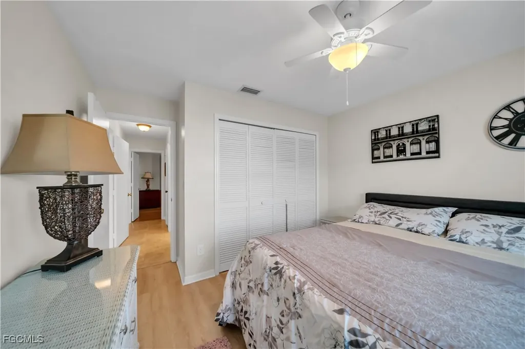 2566 SW 27th Avenue Cape Coral FL 33914