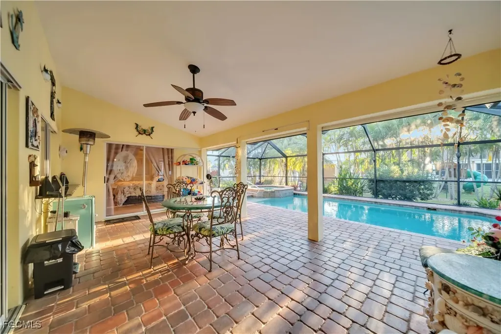 2566 SW 27th Avenue Cape Coral FL 33914