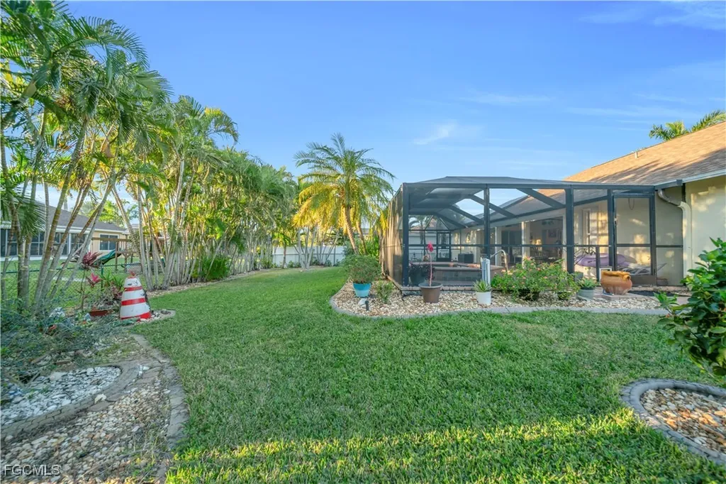 2566 SW 27th Avenue Cape Coral FL 33914