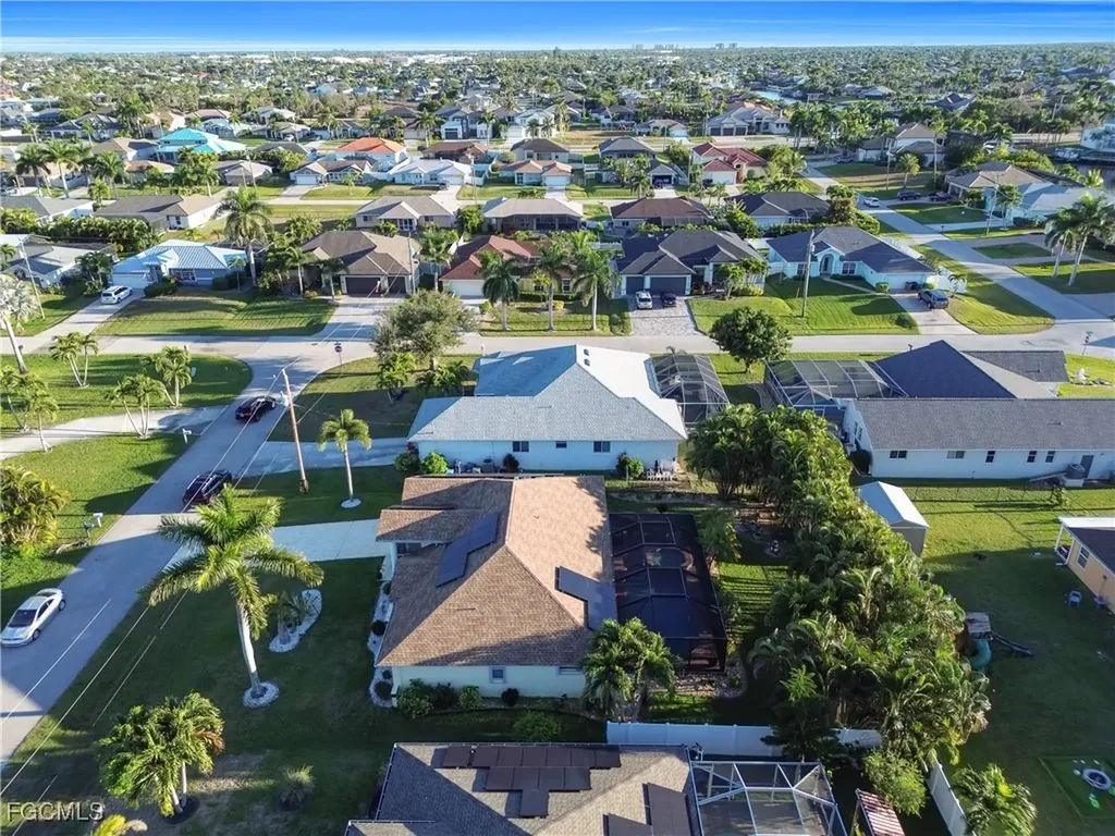 2566 SW 27th Avenue Cape Coral FL 33914