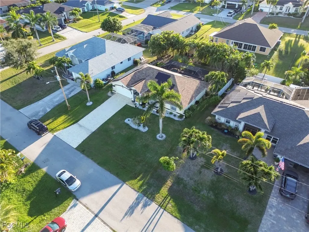 2566 SW 27th Avenue Cape Coral FL 33914