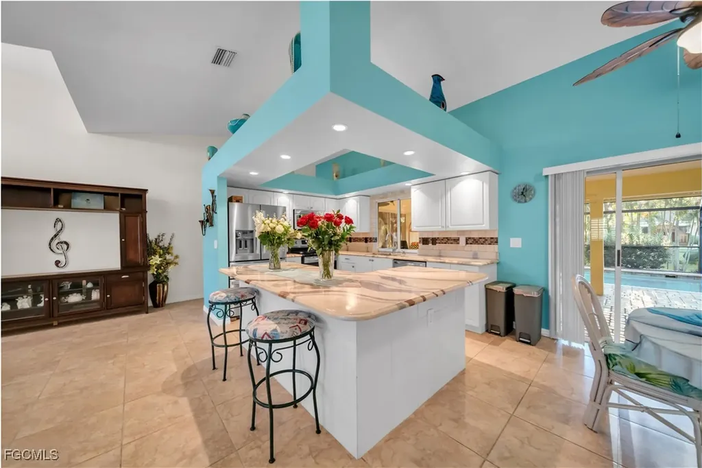 2566 SW 27th Avenue Cape Coral FL 33914