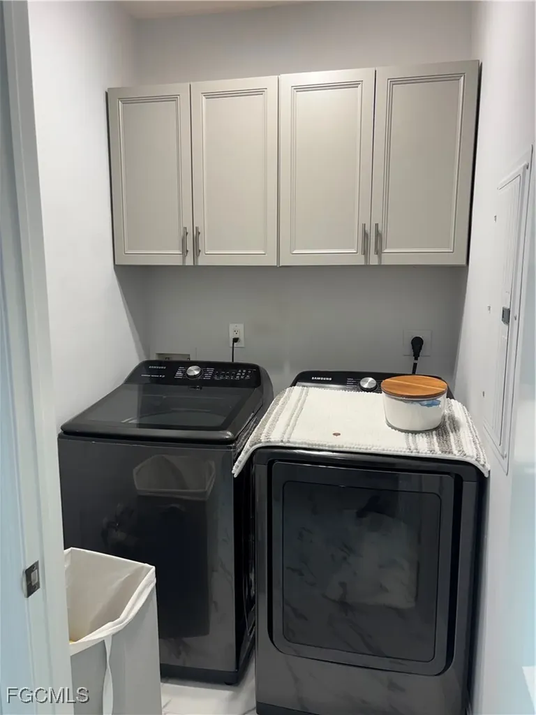 2797 1st Street Fort Myers FL 33916