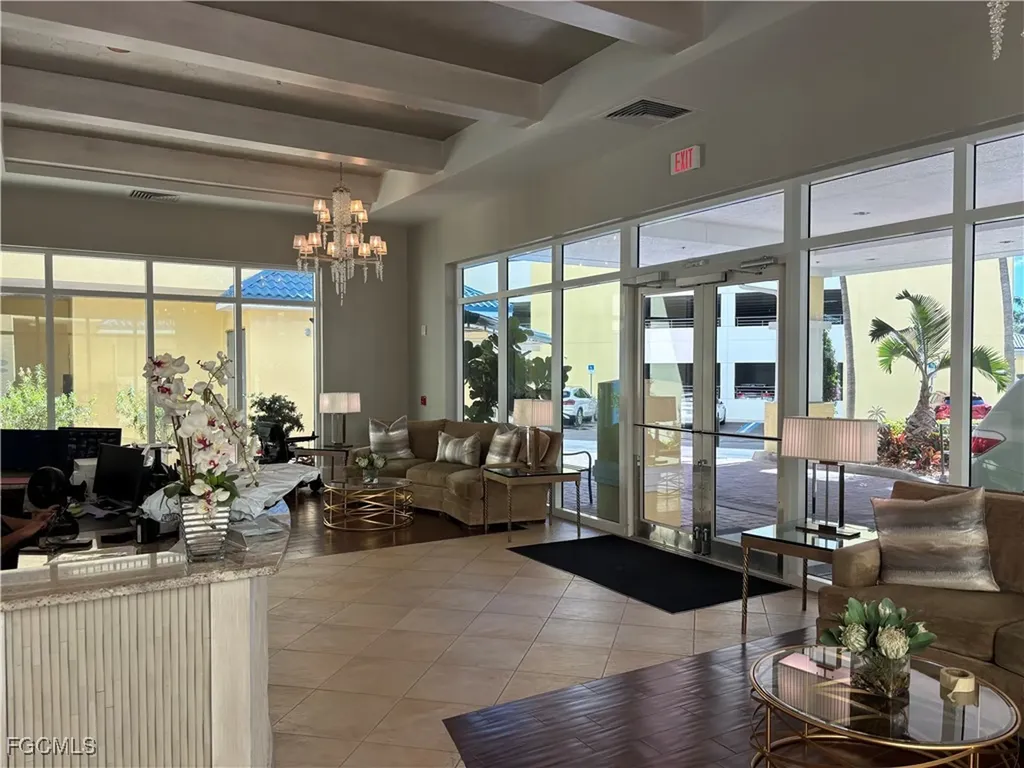 2797 1st Street Fort Myers FL 33916