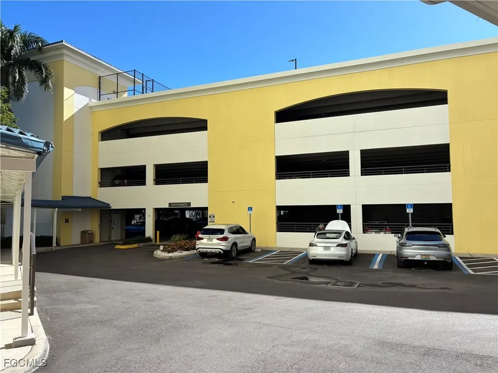 2797 1st Street Fort Myers FL 33916