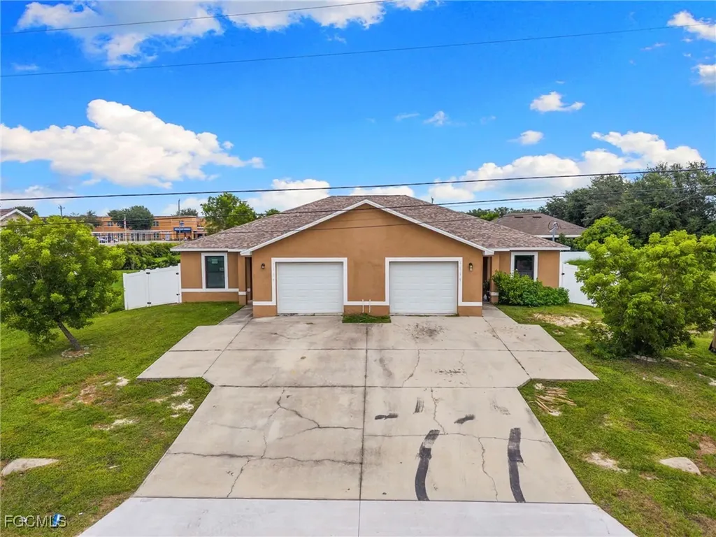 1117/ 1119 Diplomat Parkway E Cape Coral FL 33909