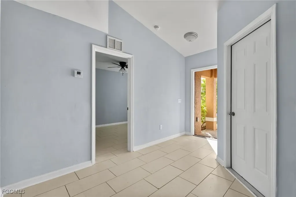 1117/ 1119 Diplomat Parkway E Cape Coral FL 33909