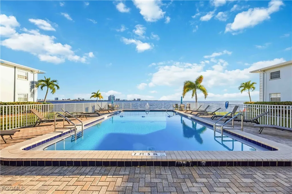 3326 N Key Drive North Fort Myers FL 33903