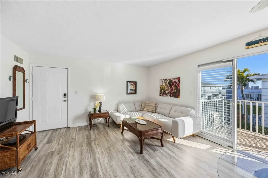 3326 N Key Drive North Fort Myers FL 33903