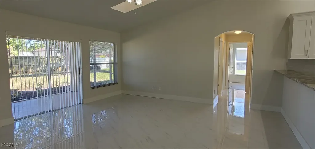 901 SE 30th Street Cape Coral FL 33904