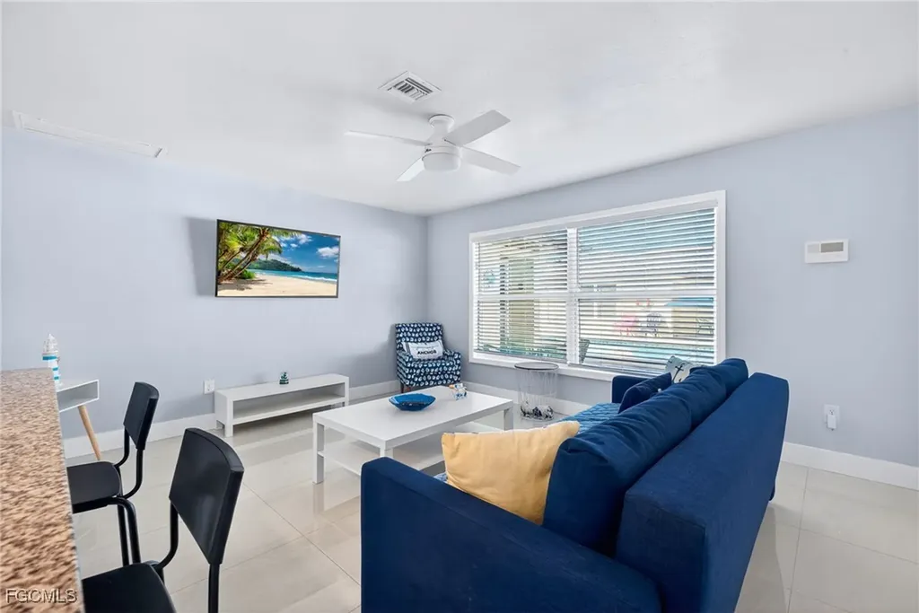 624 SE 46th Street Cape Coral FL 33904