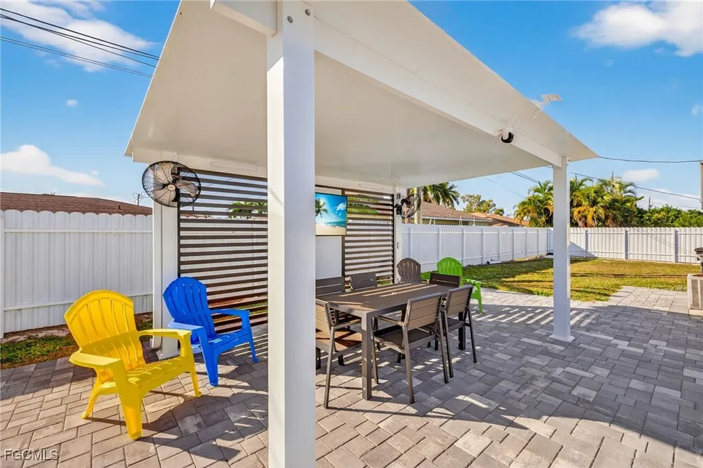 624 SE 46th Street Cape Coral FL 33904