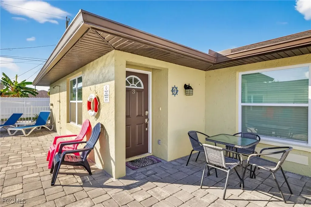624 SE 46th Street Cape Coral FL 33904