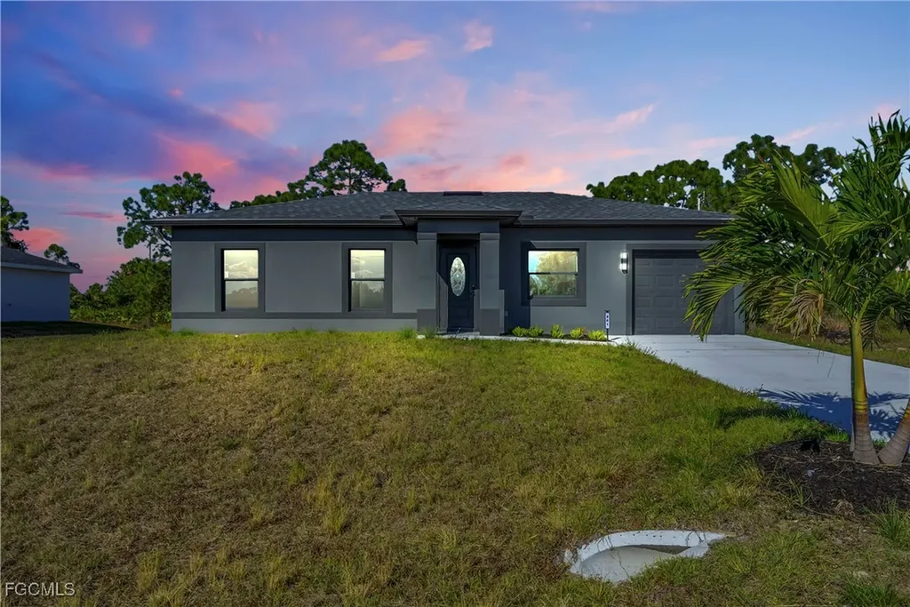 861 Chicago Street E Lehigh Acres FL 33974