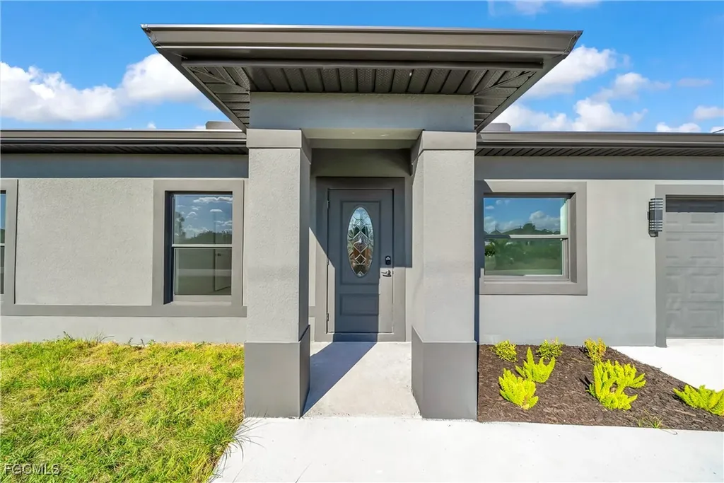 861 Chicago Street E Lehigh Acres FL 33974