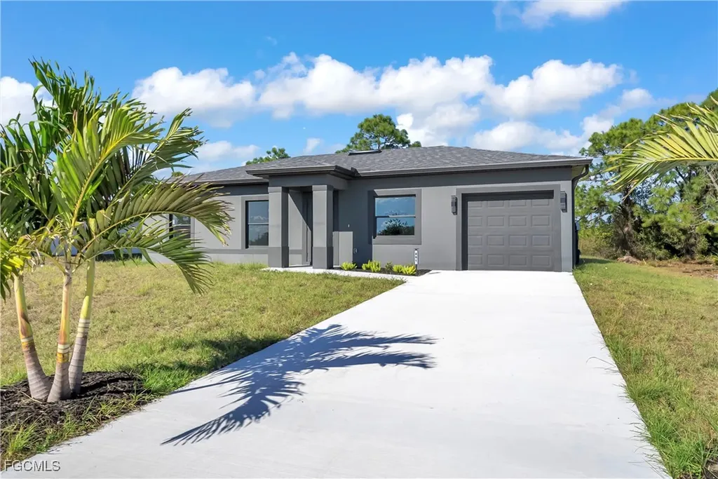861 Chicago Street E Lehigh Acres FL 33974